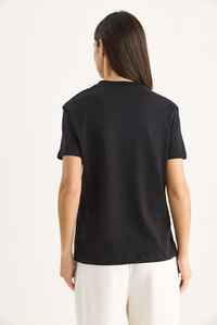 Taşlı Kalp Pencereli Pamuklu T-Shirt 60602073 - Siyah