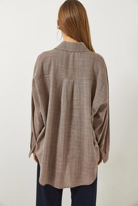 Tek Cep Detaylı Oversize Keten Dokulu Basic Gömlek 4756 60283100 - Vizon