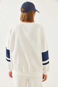 Üç İplik Şardonlu Baskılı Sweatshirt MB-3995 60251979 - Beyaz SWEATSHİRT modelleri