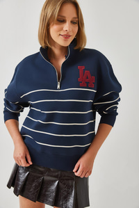 Üç İplik Şardonlu Fermuarlı Nakışlı Çizgili Sweatshirt 6481 60261027 - Lacivert SWEATSHİRT modelleri