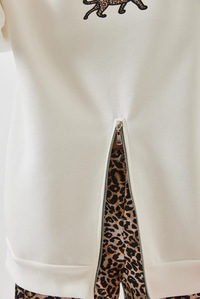 Üç İplik Şardonlu Önü Fermuarlı Leopar Baskılı Sweatshirt 60351258 - Beyaz