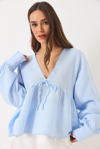 V Yaka Bağlama Detaylı Müslin Bluz 1003 60283051 - Bebe Mavisi