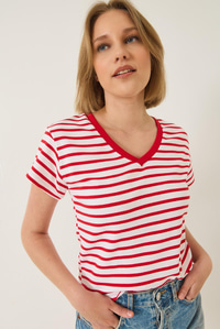 V Yaka Çizgili Rahat Kalıp Basic T-Shirt 60283205 - Kırmızı-Beyaz