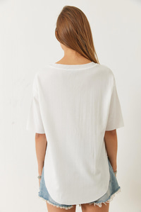 V Yaka Oval Kesim Bürümcük Basic T-Shirt 60261484 - Ekru