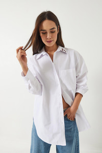 Yakası Kalp Nakışlı Düşük Omuz Oversize Poplin Gömlek 60420 60271082 - Beyaz