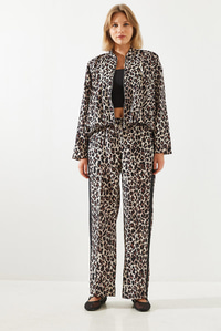 Yan Çizgili Leopar Jogger Pantolon MBMS015 60501015 - Leopar
