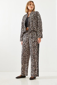 Yan Çizgili Leopar Jogger Pantolon MBMS015 60501015 - Leopar
