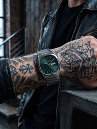 David Guner San Diego 42 mm Erkek Kol Saati Yeşil Kadran Çelik Kordon Almanca Gün Göstergeli