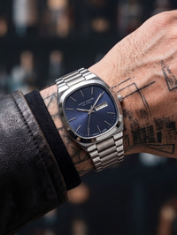 David Guner San Diego 42 mm Erkek Saat Lacivert Kadran Modern Klasik Almanca Takvimli