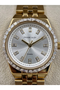 Femme 27 mm Gold Renk Taşlı Bezel Gümüş Kadran Küçük Kasa Kadın Saati
