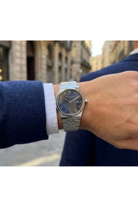 Gümüş Renk Lacivert Kadranlı Takvimli Unisex Kol Saati 37 mm Çelik Quartz