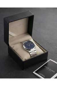 Gümüş Renk Lacivert Kadranlı Takvimli Unisex Kol Saati 37 mm Çelik Quartz