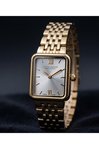 Kadın Kol Saati 20x23 mm Küçük Kasa Kare Gold Çelik Kordon 3 ATM Şık Saat