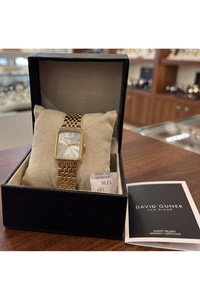 Kadın Kol Saati 20x23 mm Küçük Kasa Kare Gold Çelik Kordon 3 ATM Şık Saat