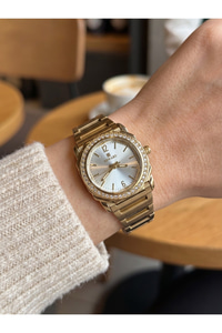 Kadın Kol Saati 28 mm Taşlı Bezel Gold Renk Çelik Gümüş Kadran