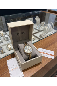 Kadın Kol Saati 34 mm Gold Gümüş Renk Çelik Kordon Gümüş Kadran Taşlı Şık Model