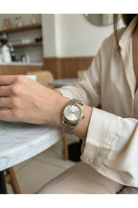 Kadın Kol Saati Çift Renk Çelik Quartz Mineral Cam 3 ATM Su Geçirmez 31 mm