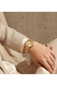 Kadın Kol Saati Gold Çelik Kordon Quartz Mineral Cam 3 ATM Minimal 22 mm