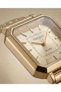 Kadın Kol Saati Gold Renk Kare Kasa Çelik Kordon Quartz Saat 28 mm