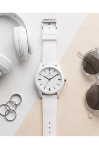 San Diego 39mm Unisex Beyaz Silikon Kordon Saat – Minimal Teenage Stil Spor Casual Kol Saati