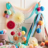 Meri Meri - Pastel Honeycomb Decoration Kit - Pastel Petek Dekor Kiti - 16lı Çarklar & Küreler
