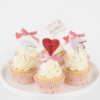 Meri MeriMeri Meri - Valentine’s Cupcake Kit - Sevgi Cupcake Kit - 24'lü218053