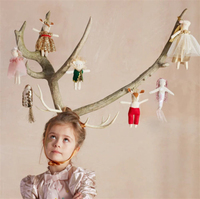 Meri Meri - Mrs Reindeer Tree Decorations - Bayan Ren Geyiği Ağaç Süsü Yeni Yıl