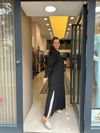 Heddy & Nurcan Çetin 23202 Siyah Yırtmaçlı Kap