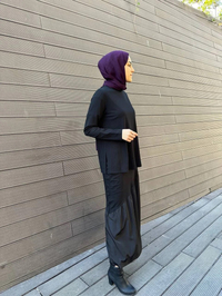 Heddy & Nurcan Çetin 24425 Siyah Paraşüt Kumaşlı Etekli Takım
