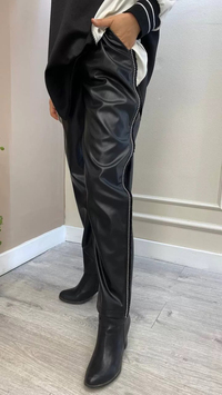 Hukka Design 050020 Siyah Zımba Detaylı Deri Pantolon