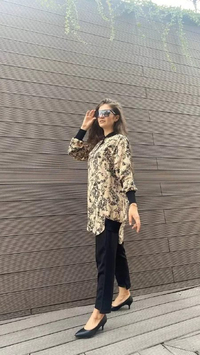 İnvee 6834 Siyah-Bej Yanı Lastik Detaylı Gömlek