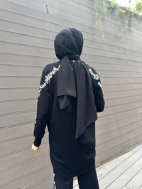 İnvee 6846 Siyah Arkası Güldalı Triko Hırka