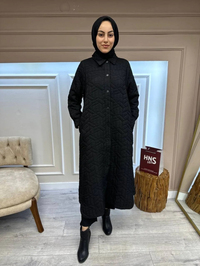 İnvee 6914 Siyah Büyük Şekilli Kapitone Kap