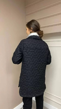 İnvee 8827 Siyah Kısa Çıtçıtlı Mont