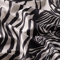 İpekevi 02671 Siyah Zebra Desen İpek Şal