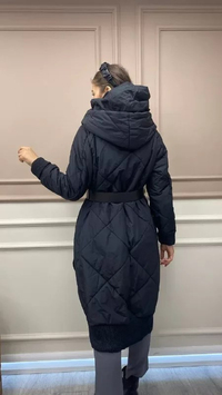 Misswhence 32500 Siyah Kapitone Kısa Mont