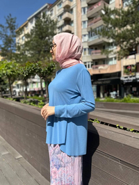Noi 64161 Mavi Krep Jarse Önü Kısa Arkası Uzun Bluz