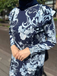 Noi 64214 Lacivert Jarse Japanese Summer Desenli Omuzları Volanlı Elbise