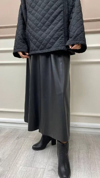 QOOQ 23FW531 Siyah Deri Etek