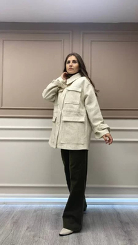 QOOQ 23FW623 Ekru Cep Detaylı Ceket