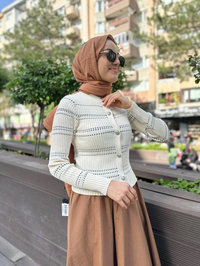 Qooq 24SS699 Ekru Triko Hırka