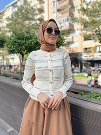 Qooq 24SS699 Ekru Triko Hırka