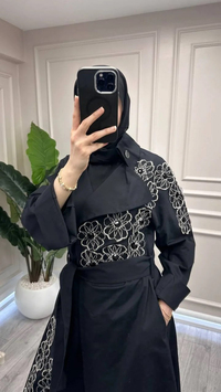 Trenç 3738 Siyah Gül Desenli Trençkot