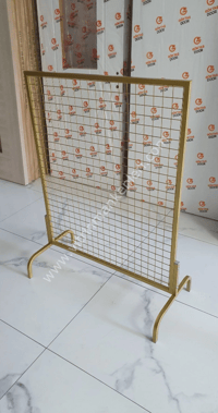 AYAKLI TEL PANO 80X100 CM GOLD RENK 4X4 SIK TELLİ 20 ADET 15 CM KANCA DAHİL