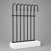 Baston Orta Stand