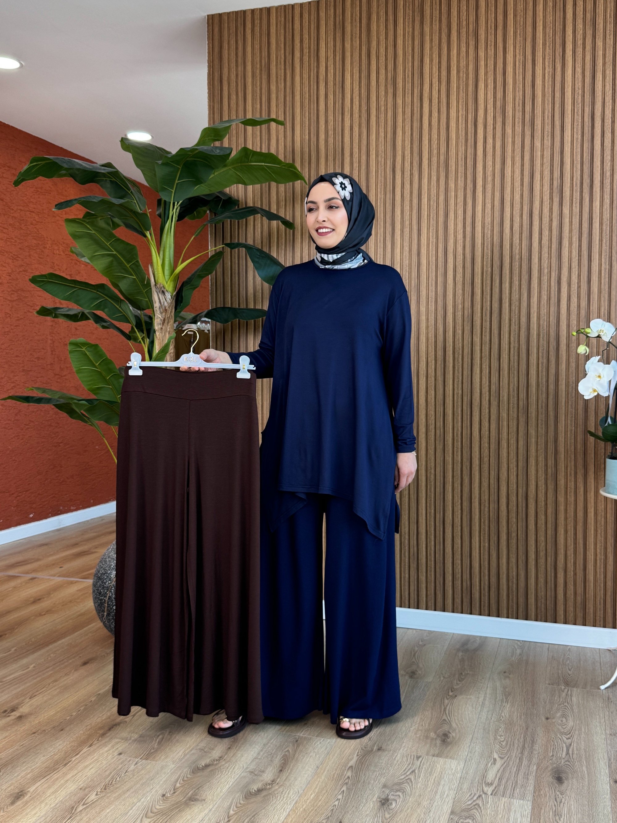 Lara Etekli Pantolon - Kahverengi