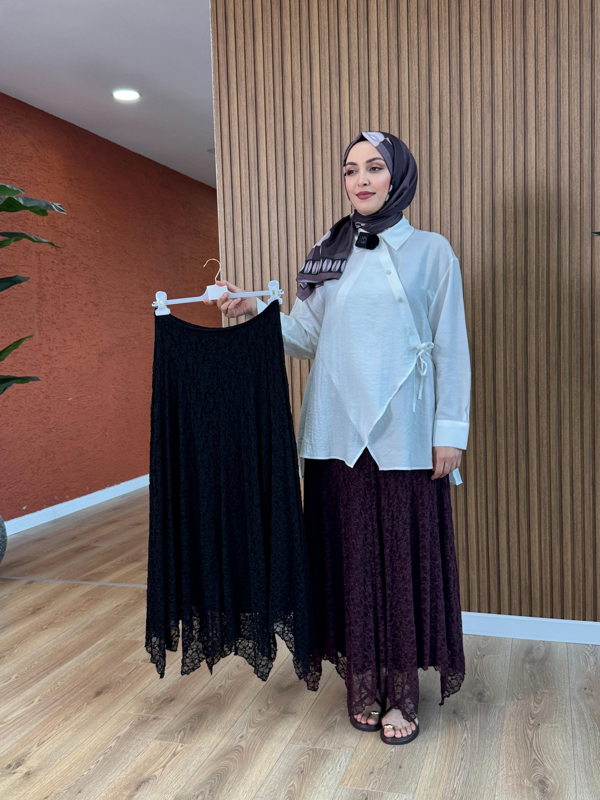 Lara Tasarım Asimetrik Etek - Siyah