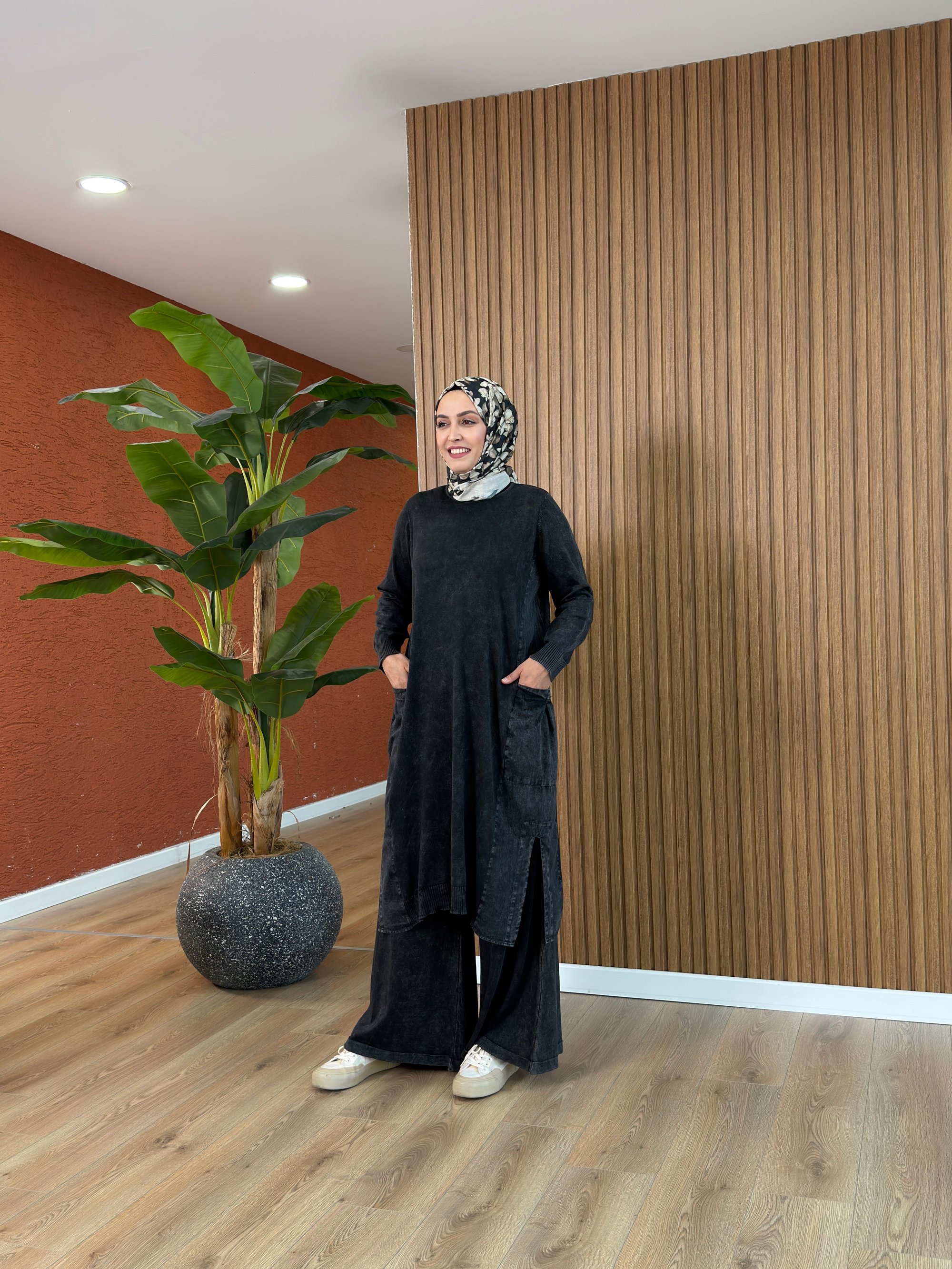 Loren % 100 Pamuk Tencel Detay Tunik-Siyah