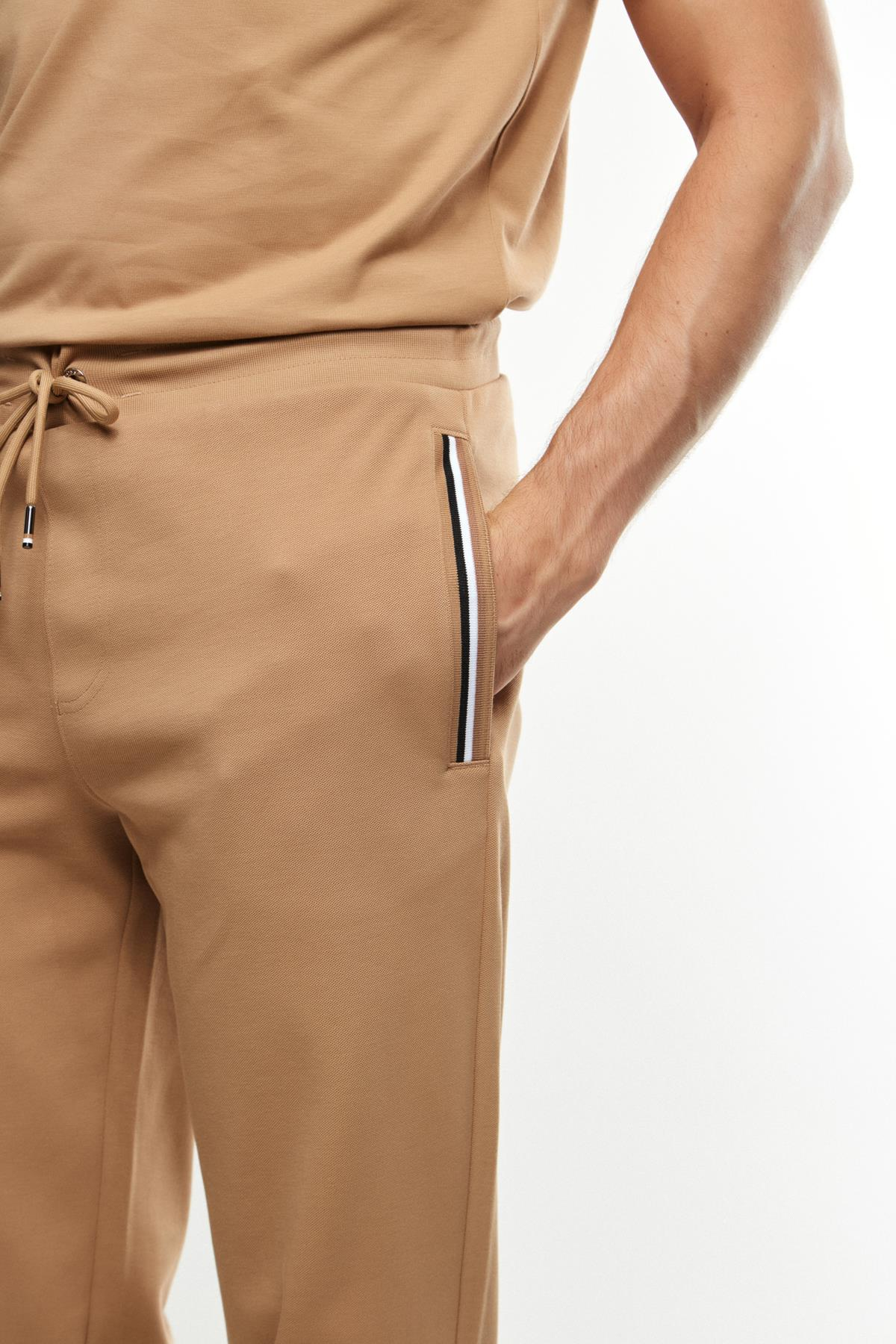 BossBej Düz Kesim Jogger Pantolon