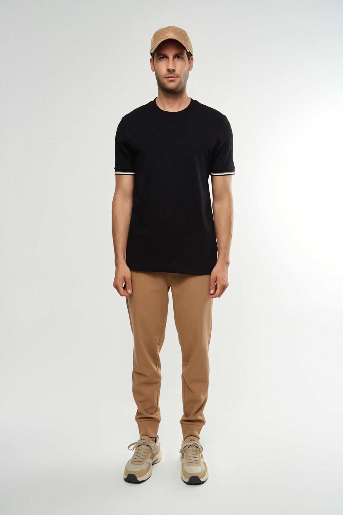 BossKol Detaylı Siyah Bisiklet Yaka T-shirt
